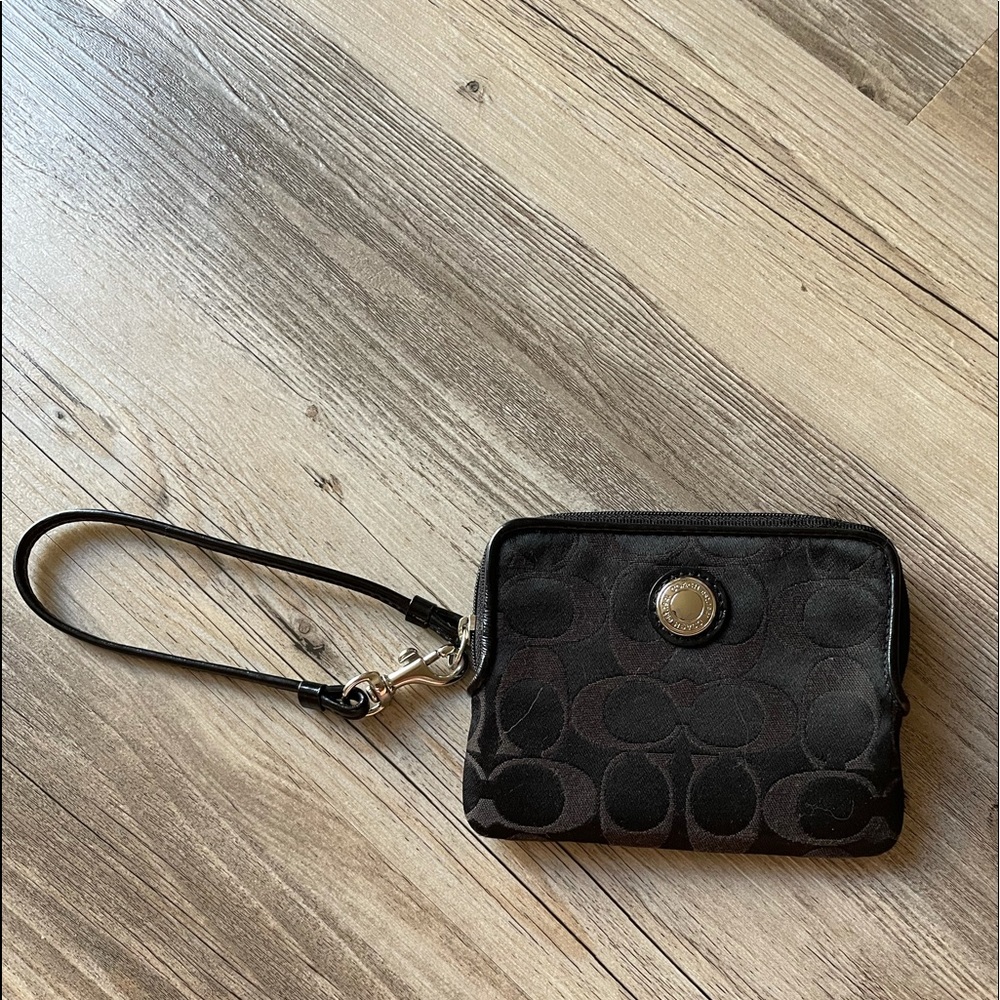 Authentic Coach Wristlet